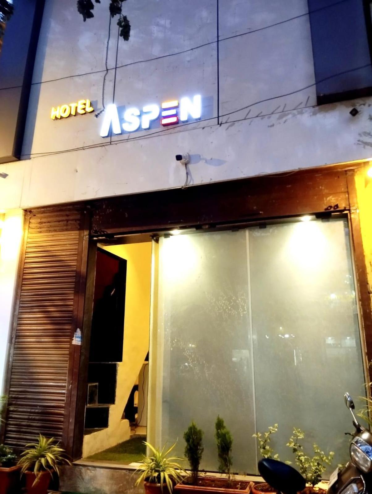 Hotel Aspen Mumbai  Buitenkant foto