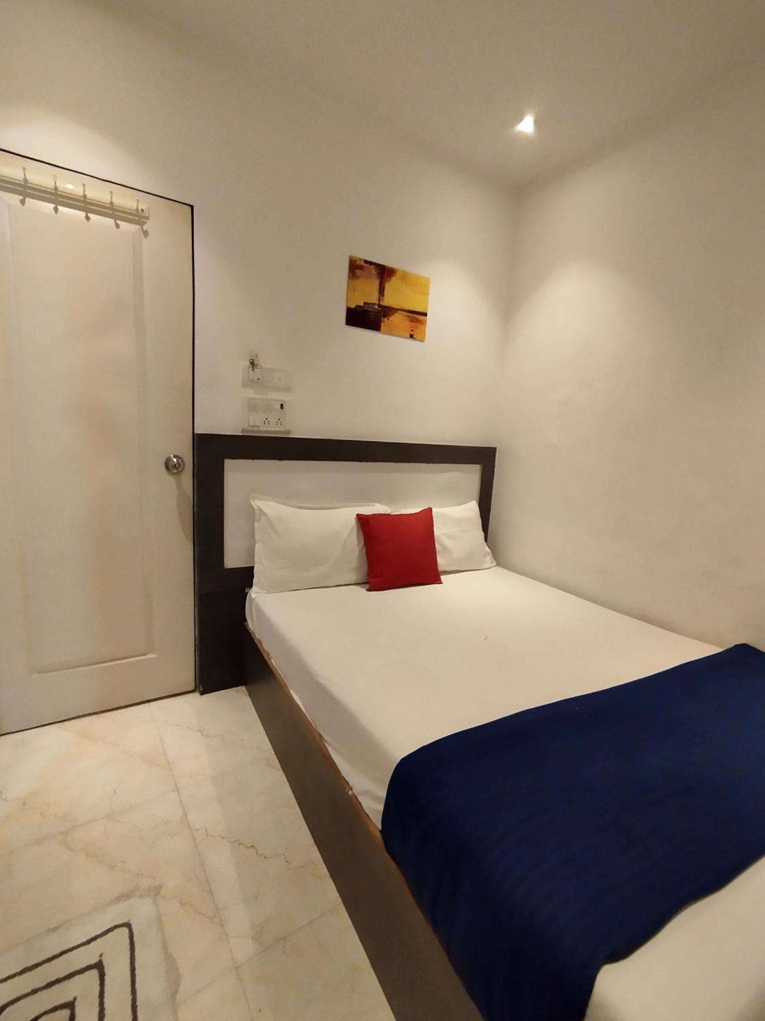 Hotel Aspen Mumbai  Buitenkant foto