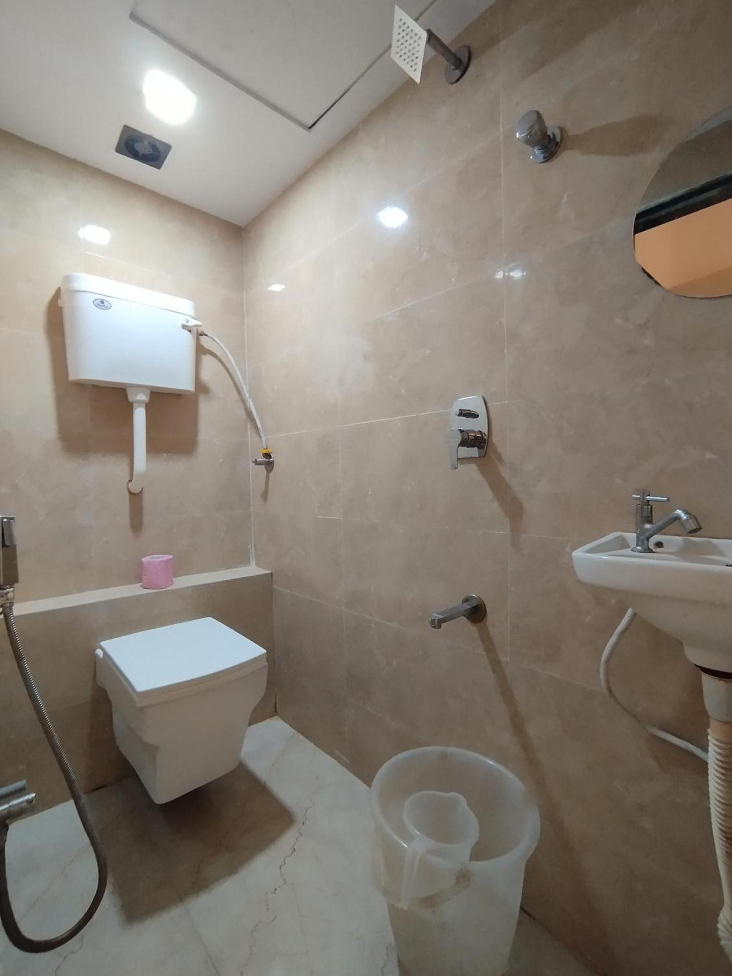 Hotel Aspen Mumbai  Buitenkant foto